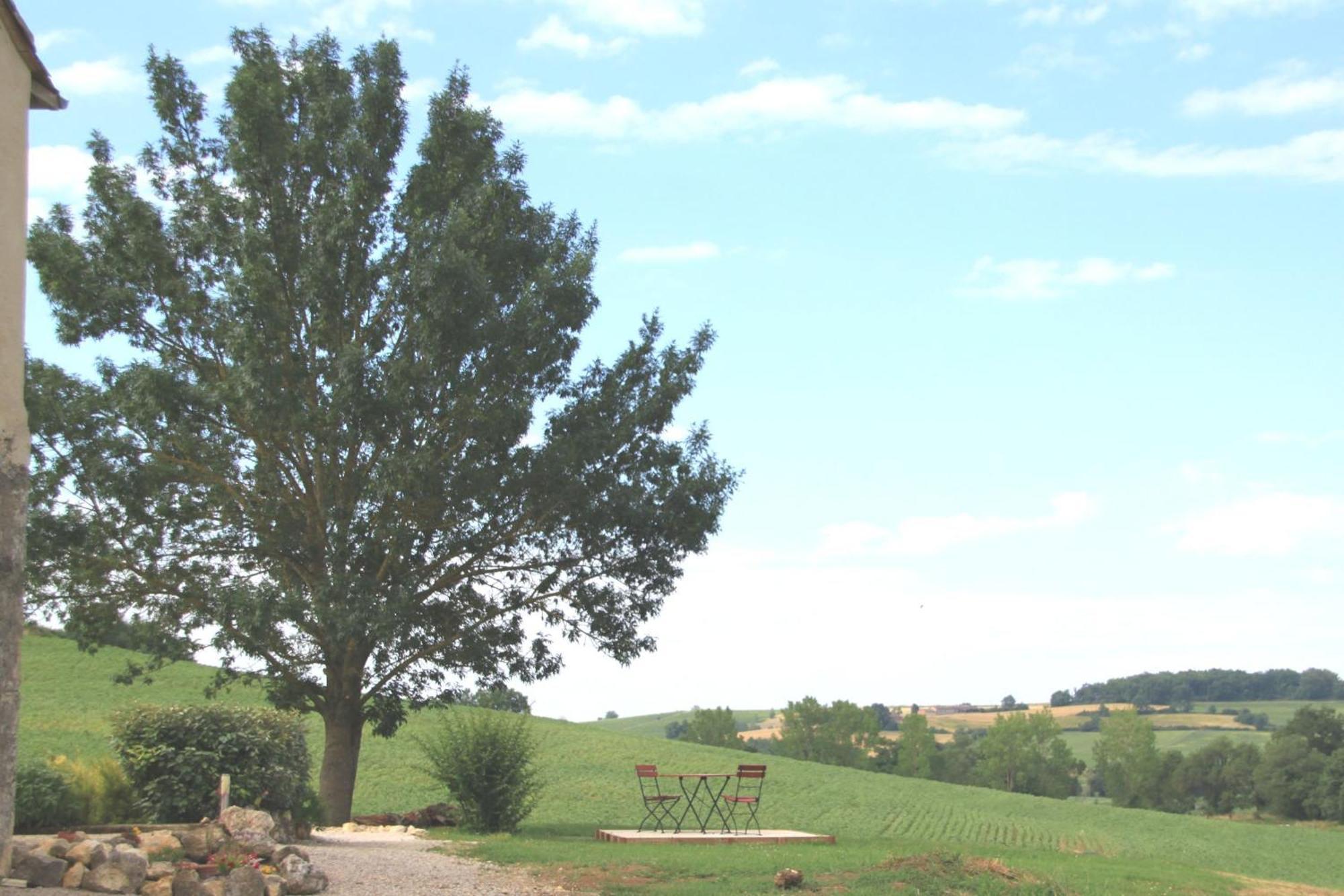 Senouillac Chambres D'Hotes Le Val De La Garenne מראה חיצוני תמונה